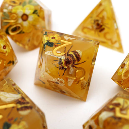 Druids Apiary | Art Core Sharp Edge Dice | 7 Piece Dice Set