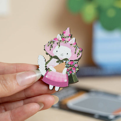 FLOWERS WITCH CAT PIN